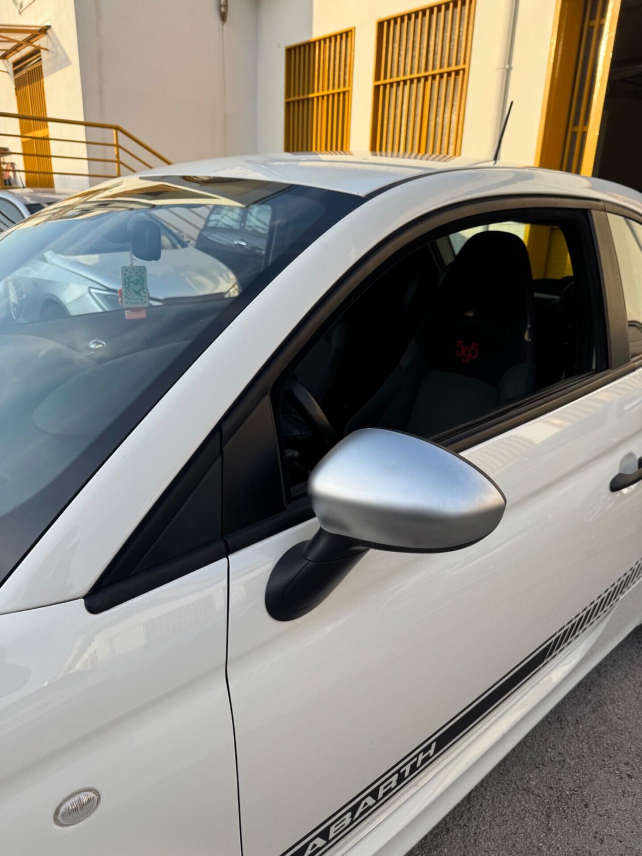 Abarth 595 1.4 Turbo T-Jet 160 CV Competizione