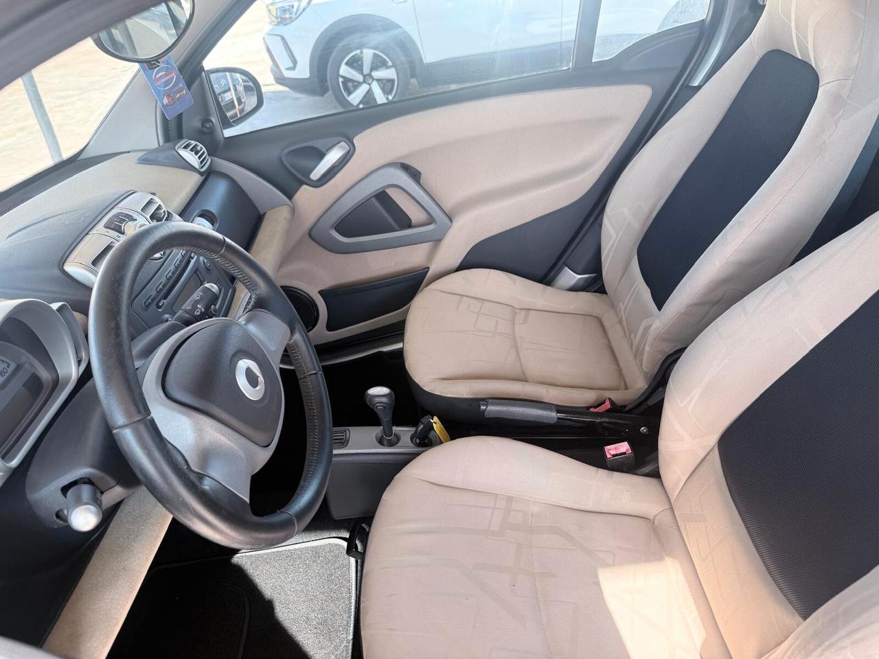 Smart ForTwo 1000 52 kW coupé limited one