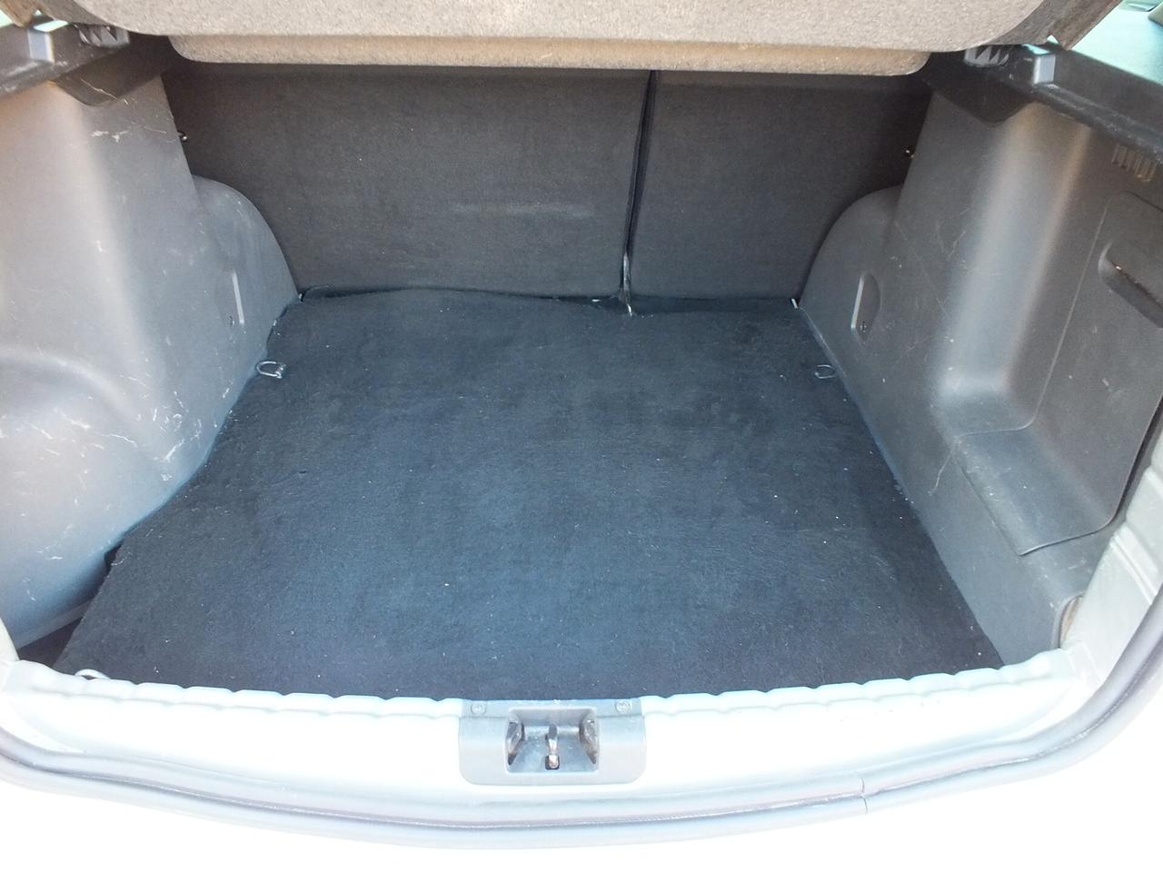 Dacia Duster 1.6 110CV 4x2*GPL DI FABBRICA*UNIPRO*NAVI*