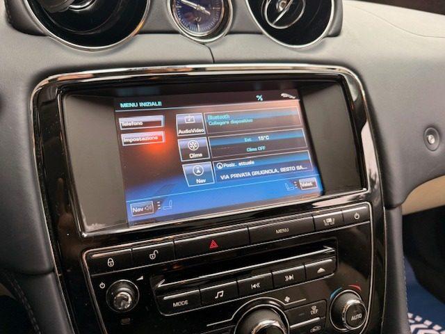 JAGUAR XJ 3.0D V6 LWB Premium Luxury TETTO PANORAMICO