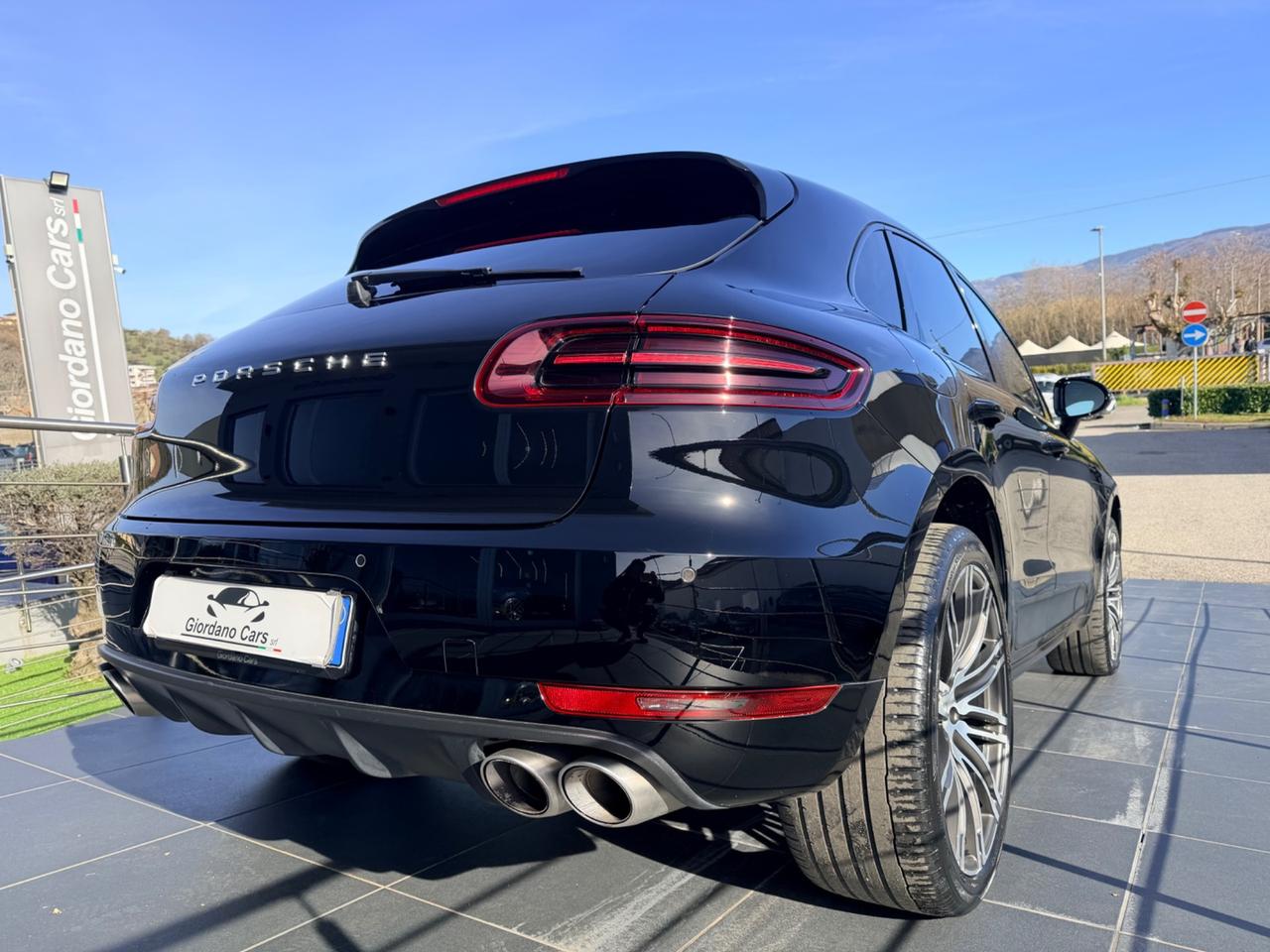 Porsche Macan 3.0 S Diesel black edition in garanzia