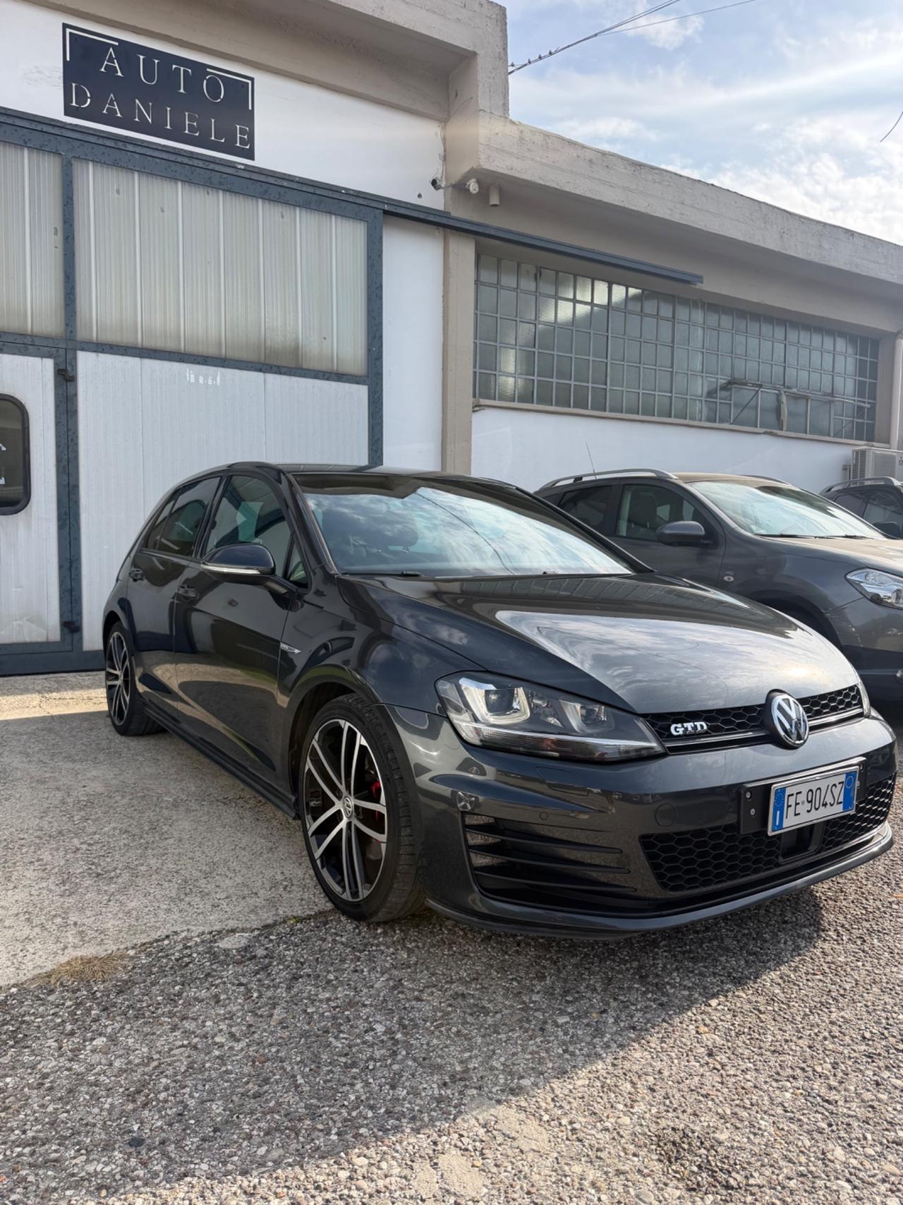 Volkswagen Golf GTD 2.0 TDI DSG 5p. Business BlueMotion Technology