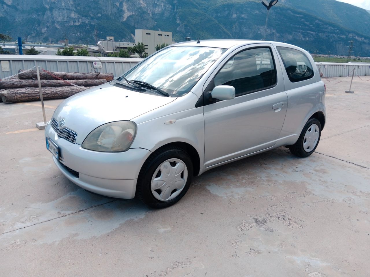 Toyota Yaris 1.0i 16V cat 3 porte