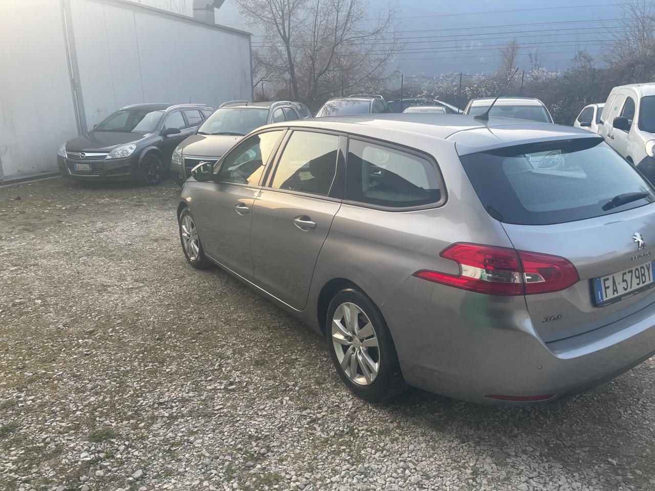 Peugeot 308 BlueHDi 100 S&S SW Business