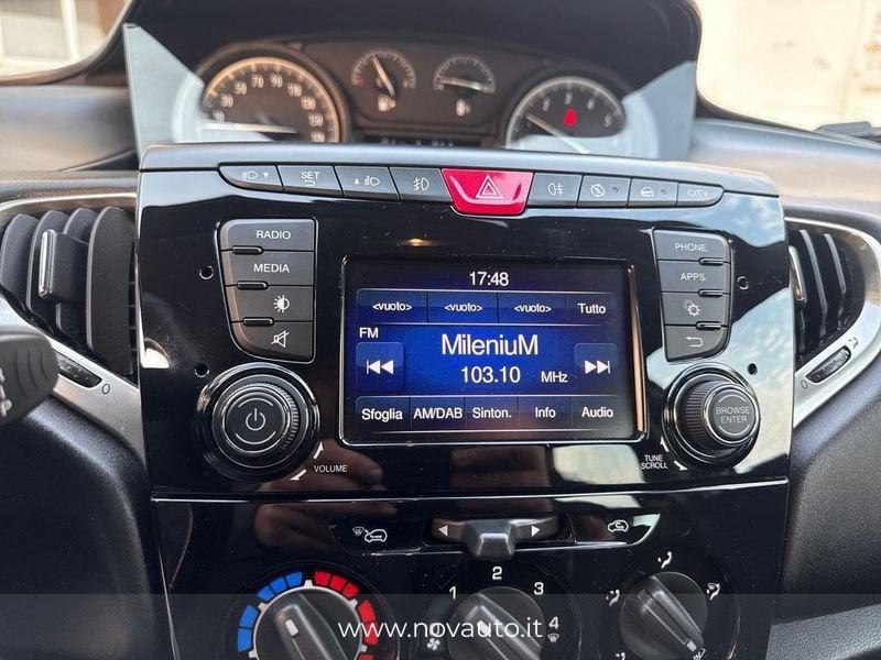 Lancia Ypsilon Ypsilon 1.0 firefly hybrid Gold s&s 70cv 5p.ti