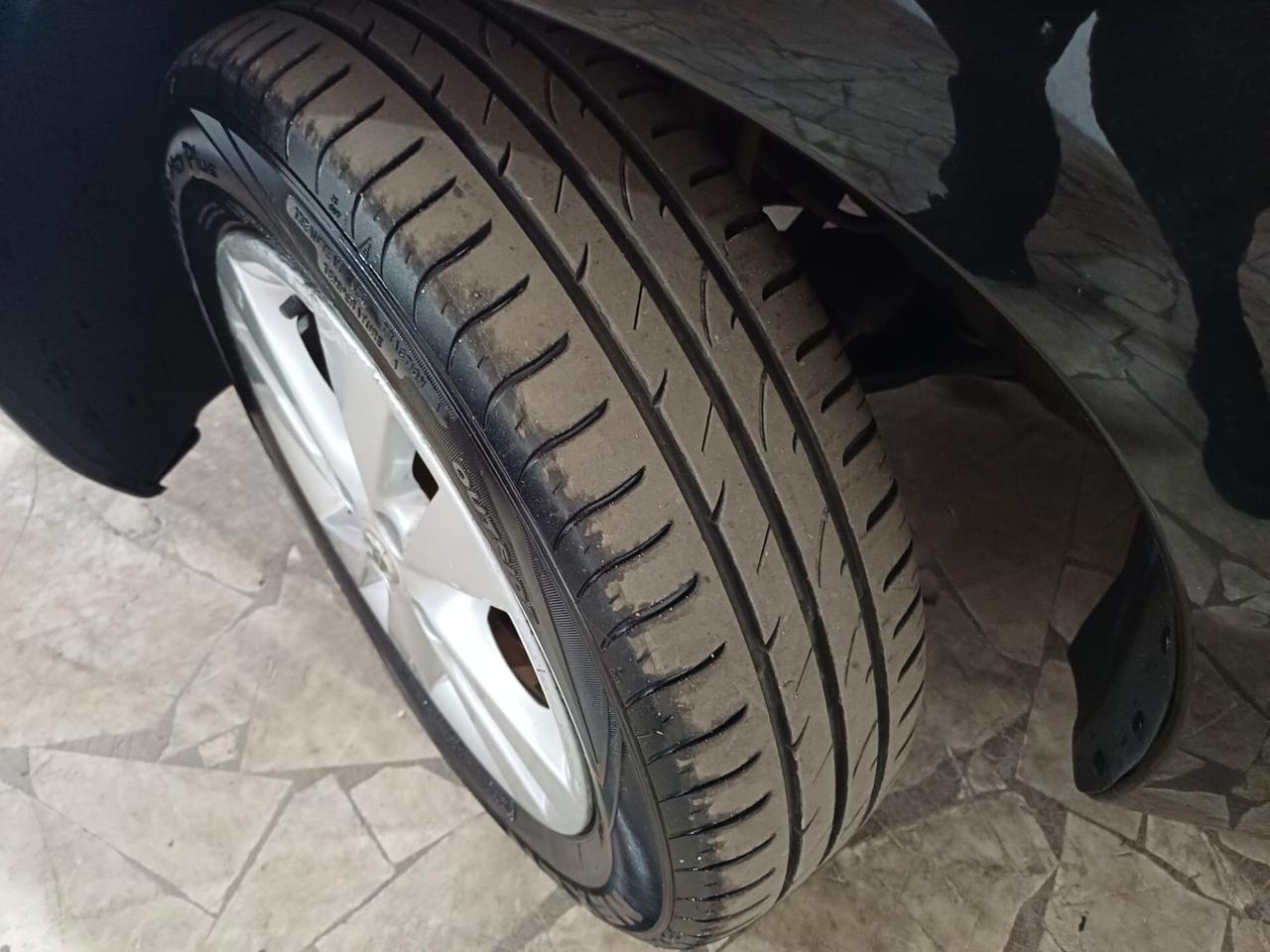 Nissan Note GPL DI SERIE - 2011