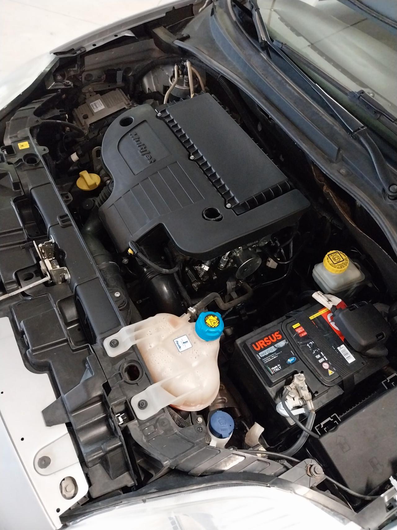 Fiat Grande Punto 1.3 MJT 90 CV 5 porte - ok neopatentati