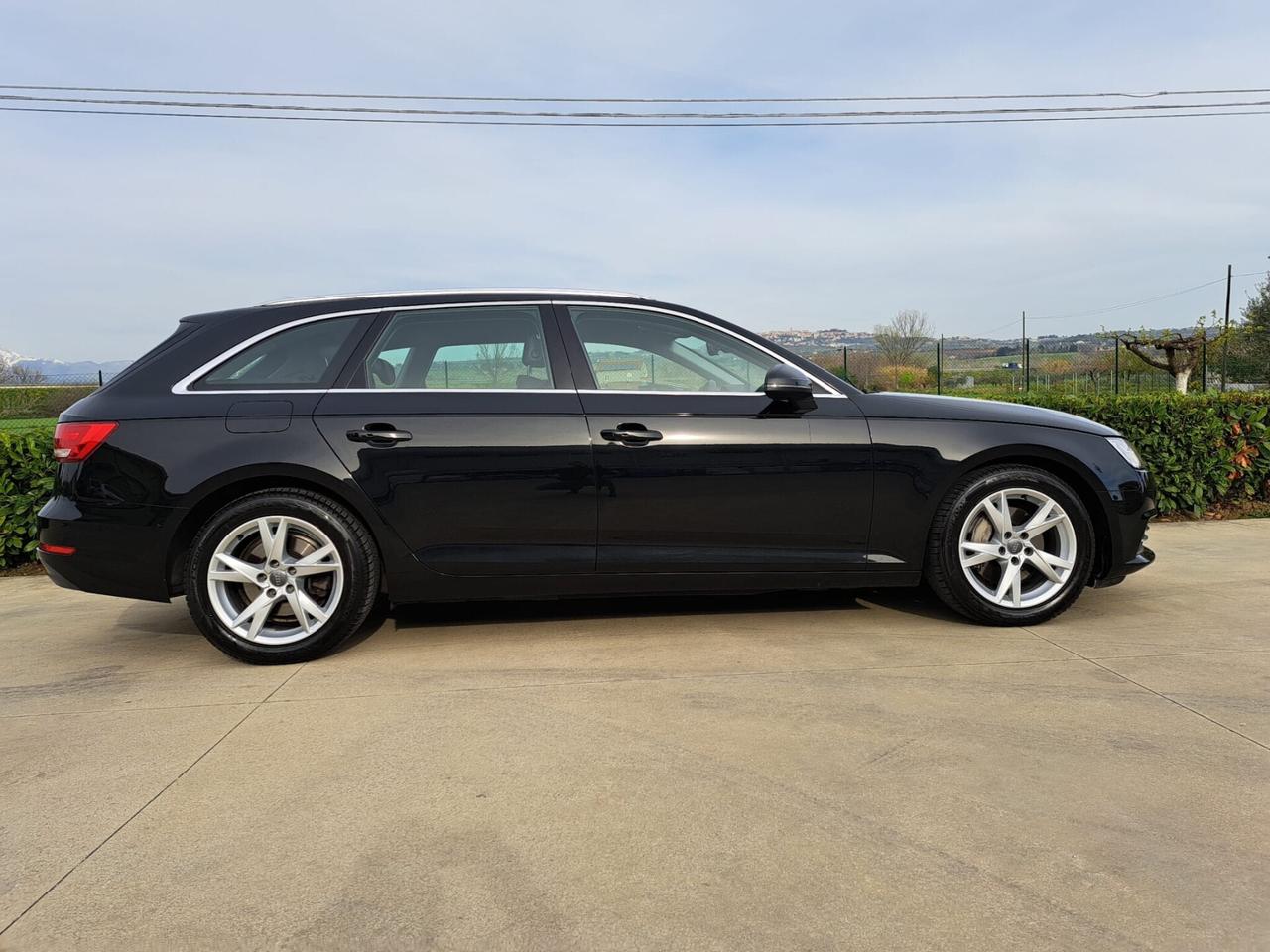 Audi A4 Avant 2.0 TDI 150 CV ultra Sport