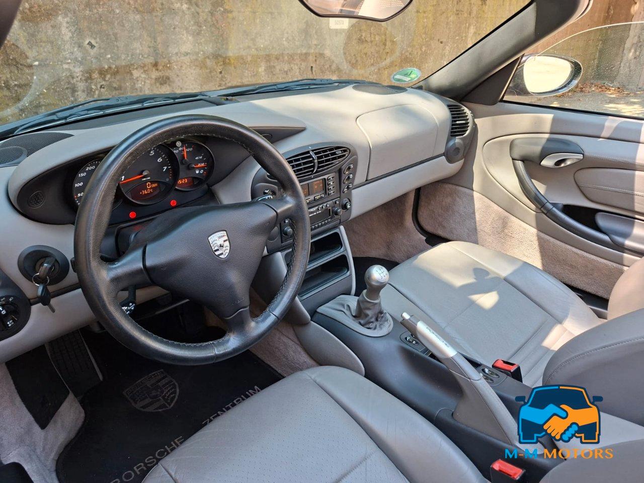 Porsche Boxster 2.7