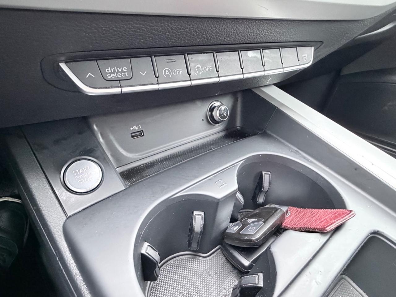 Audi A4 2.0TDI 150CV S tronic S-line EURO6 GARANZIA