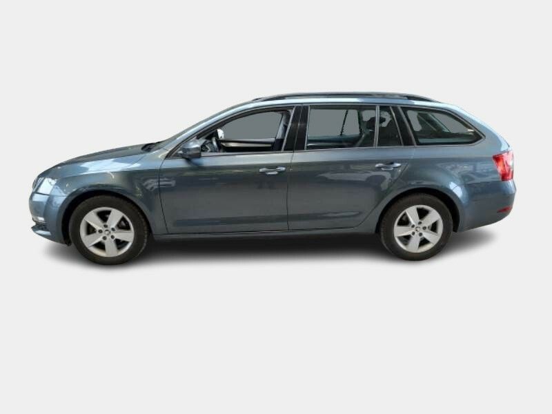 SKODA OCTAVIA WAGON 1.6 TDI EXECUTIVE DSG