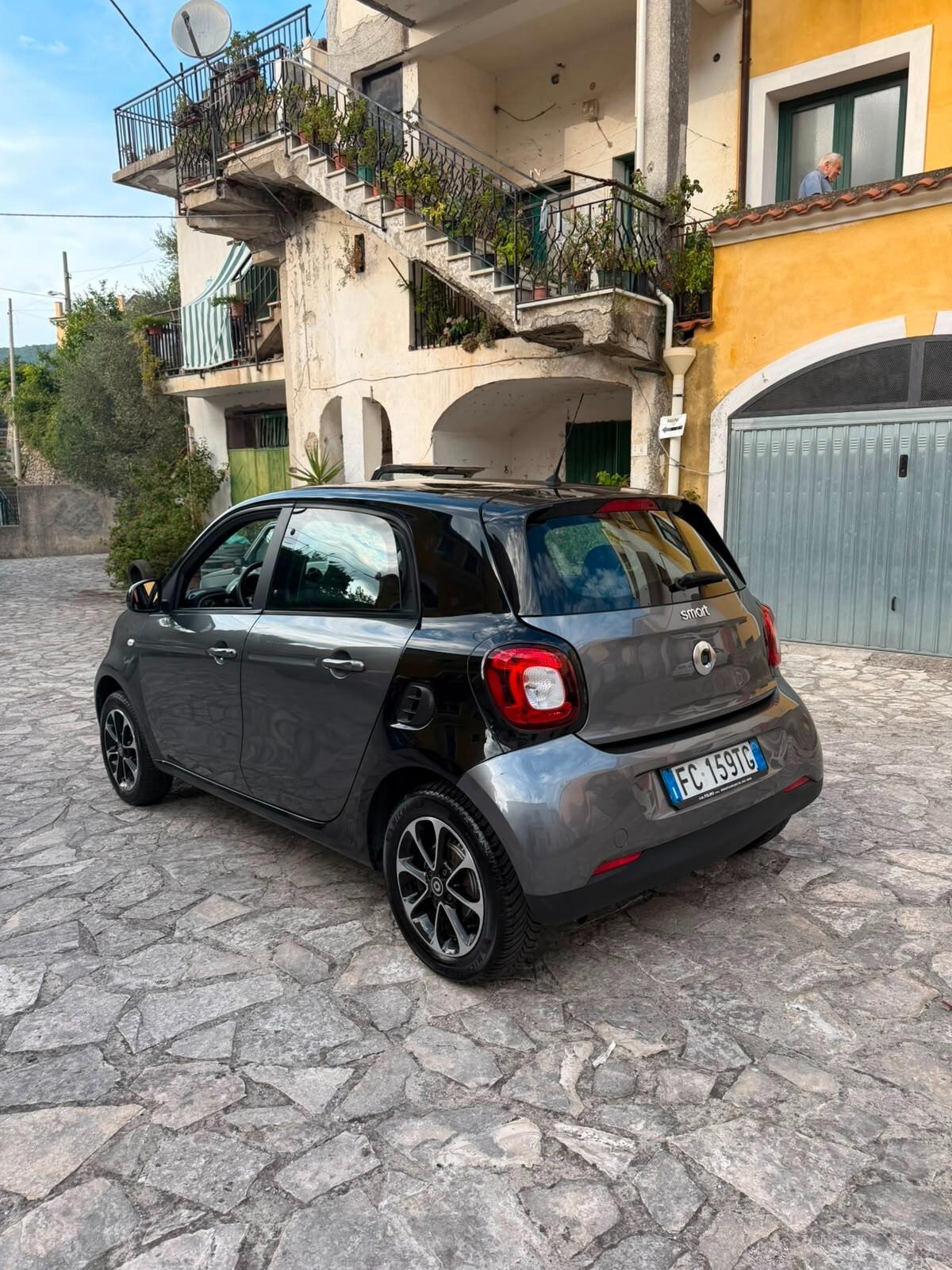 Smart ForFour 70 1.0 Passion