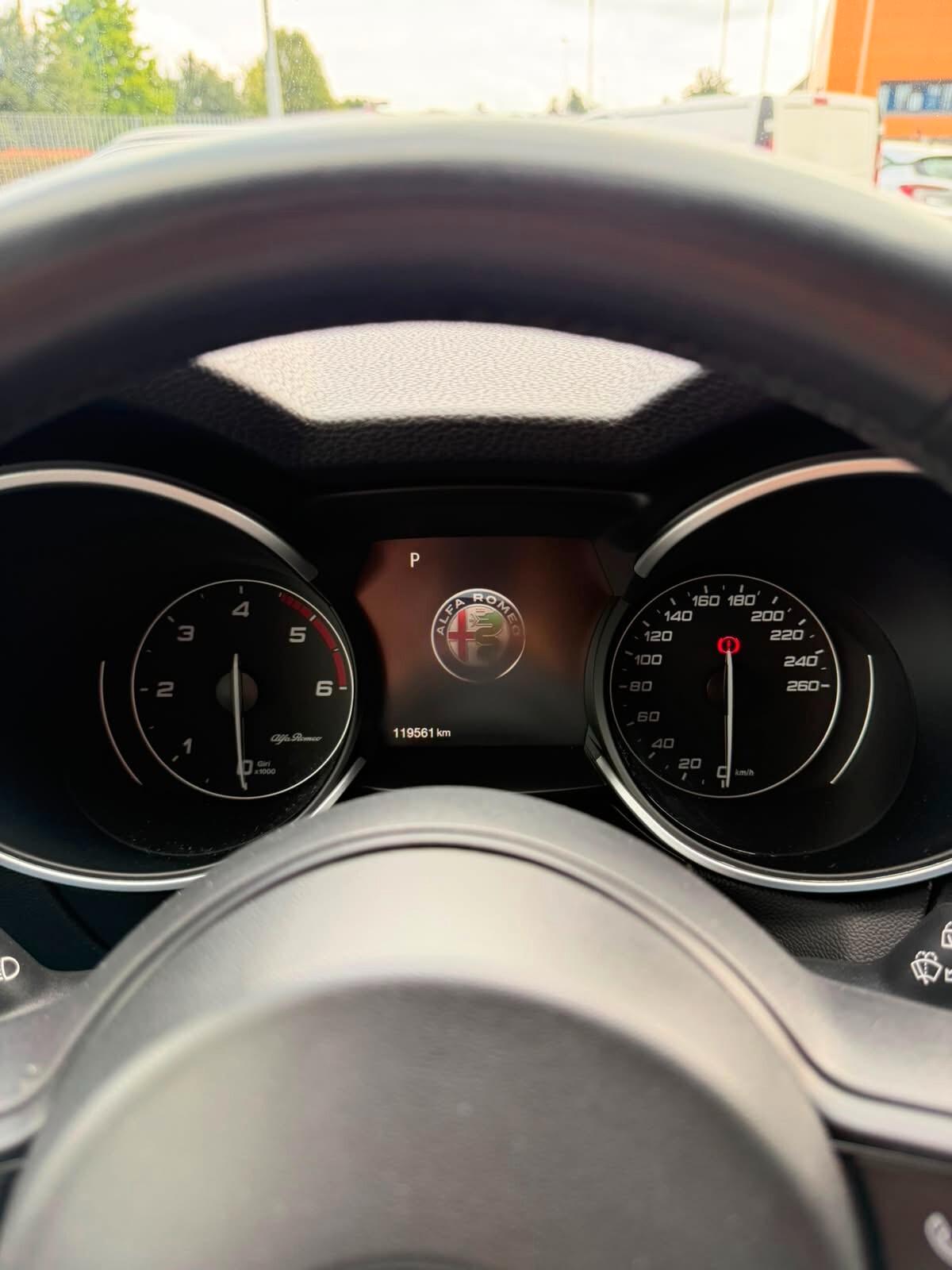 Alfa Romeo Stelvio 2.2 Turbodiesel 190 CV AT8 Q4 Business