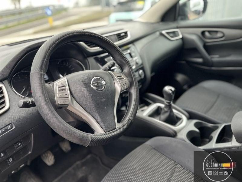 Nissan Qashqai Qashqai 1.2 DIG-T Acenta