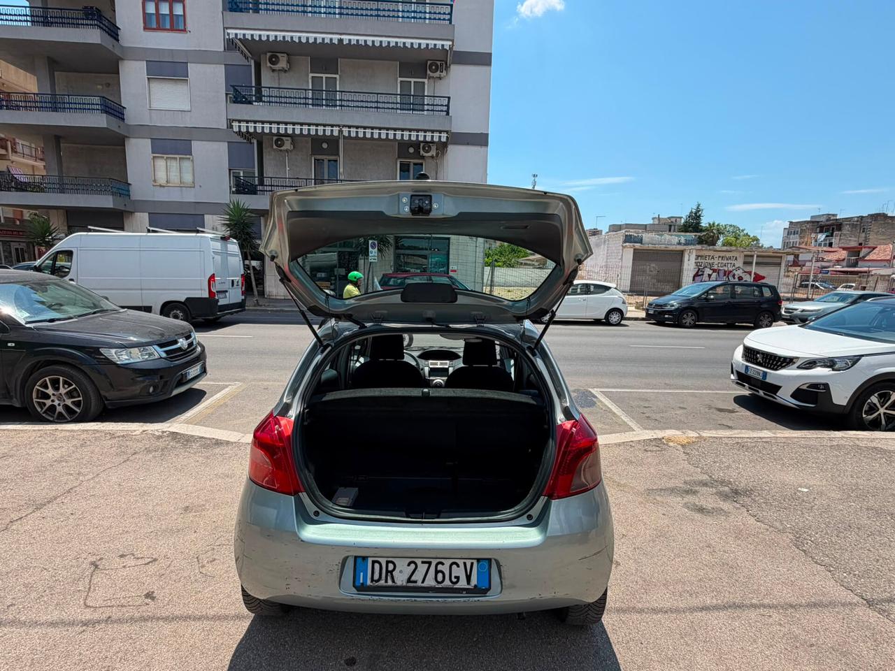 Toyota Yaris 1.0 5 porte Sol