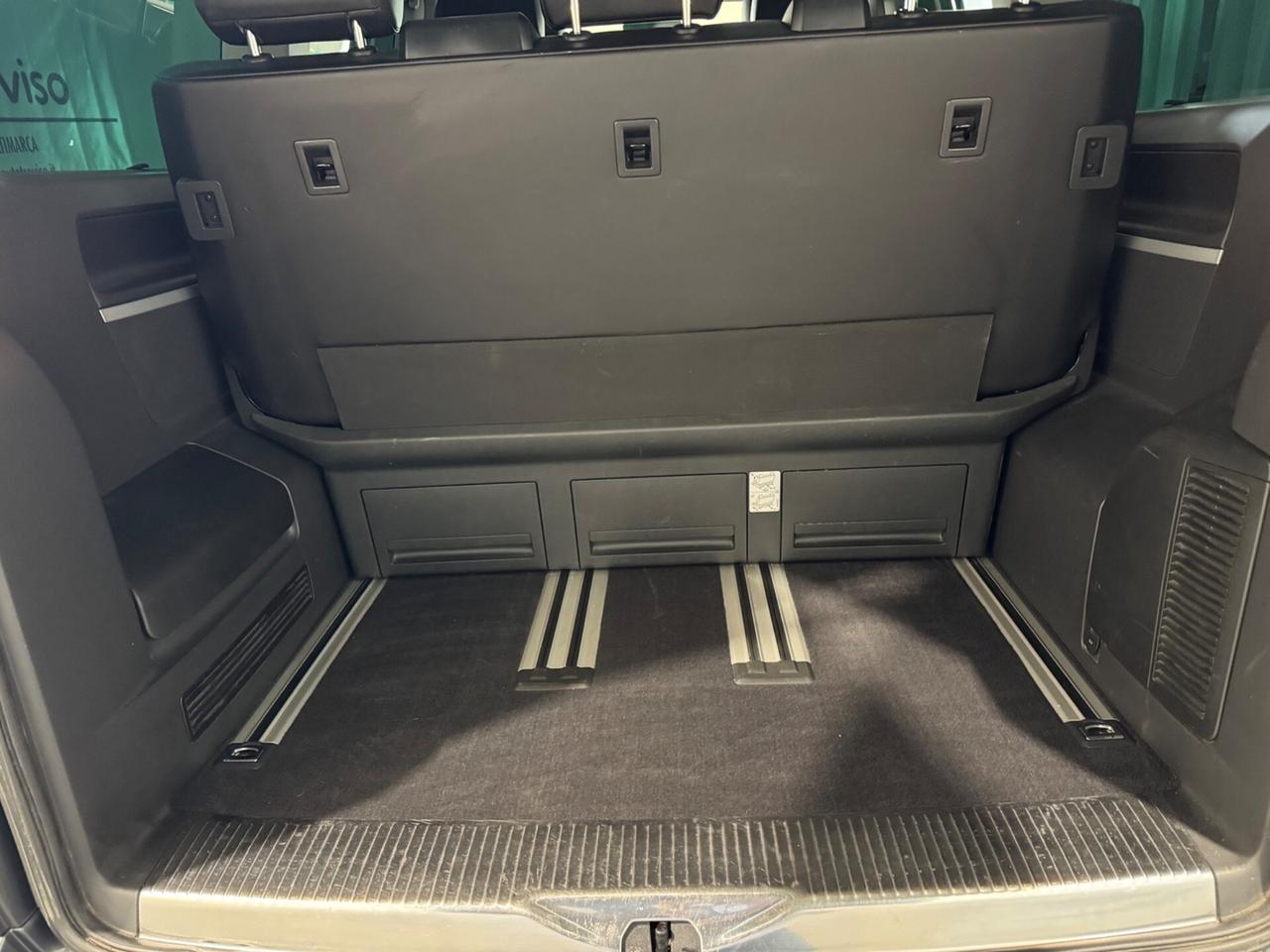 Volkswagen Multivan 2.0 TDI 204CV 4Motion DSG Highline - BULLI - FULL