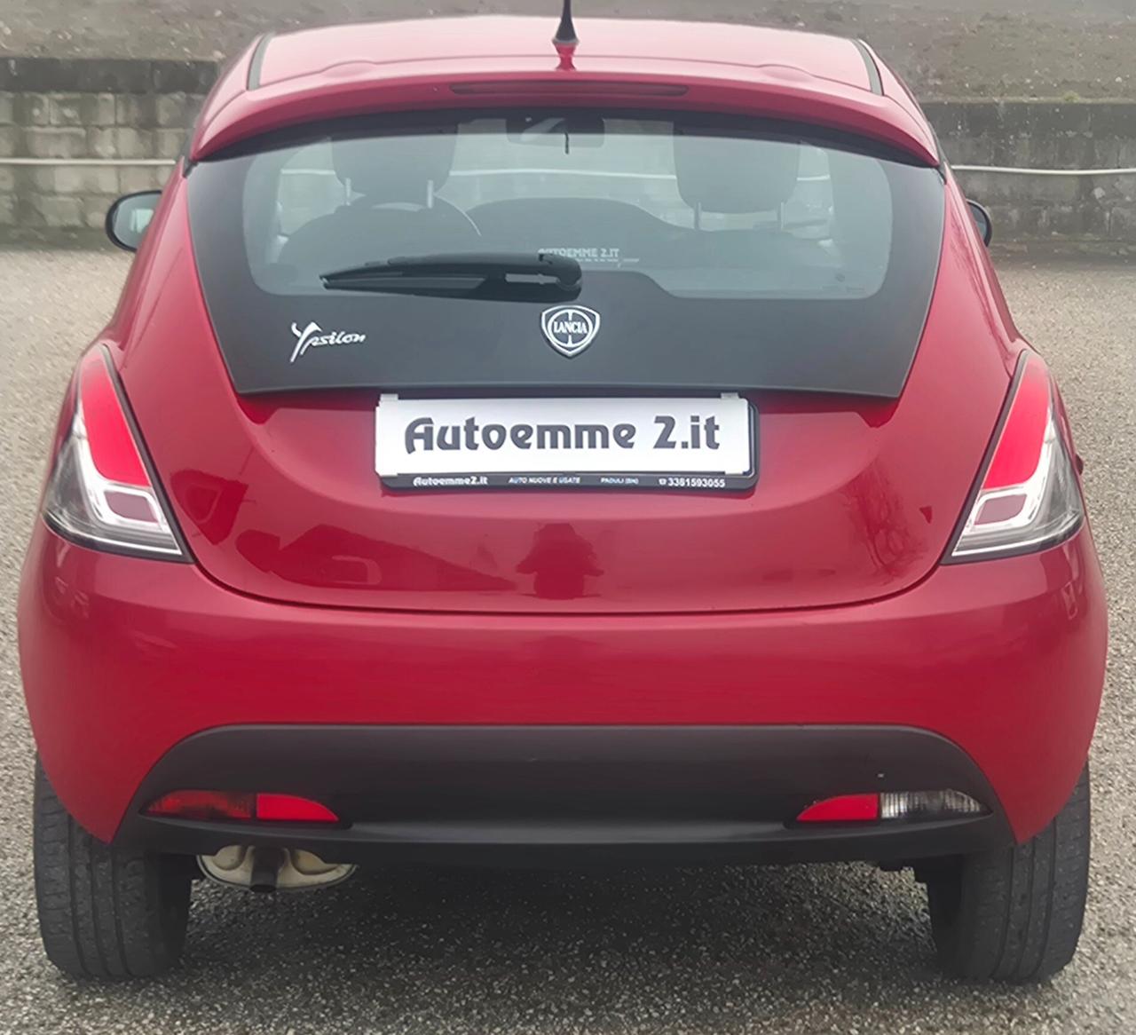 Lancia Ypsilon 1.2 69 CV 5 porte GPL Ecochic Silver