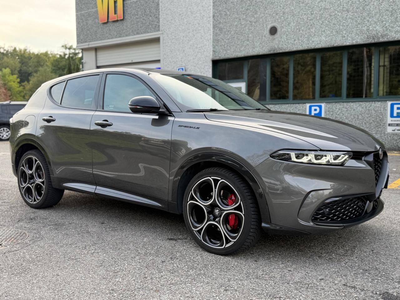 Alfa Romeo Tonale 1.5 160 CV MHEV TCT7 Edizione Speciale*Automatik*Cerchi