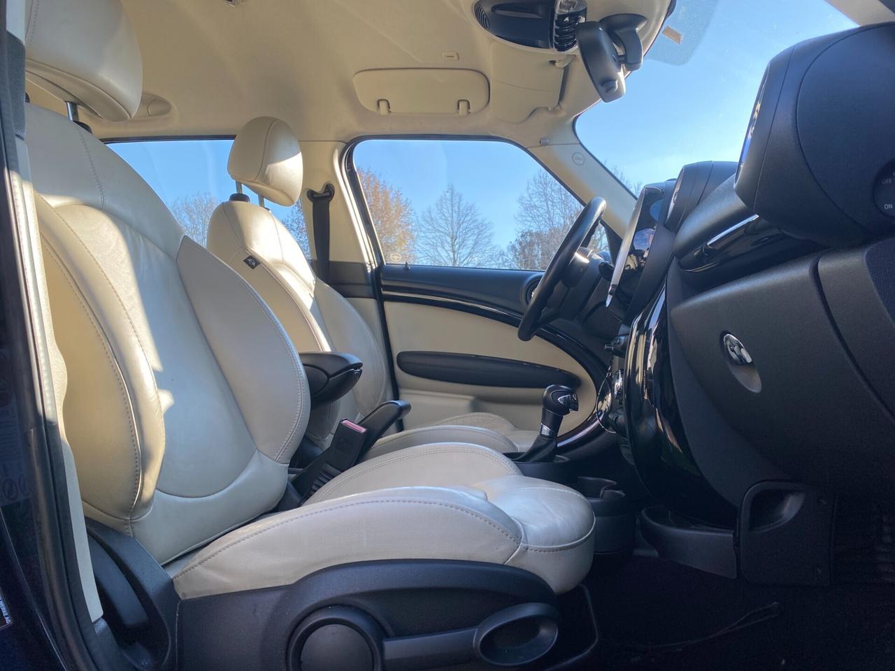 MINI - Countryman - Cooper D Automatica - NEOPATEN