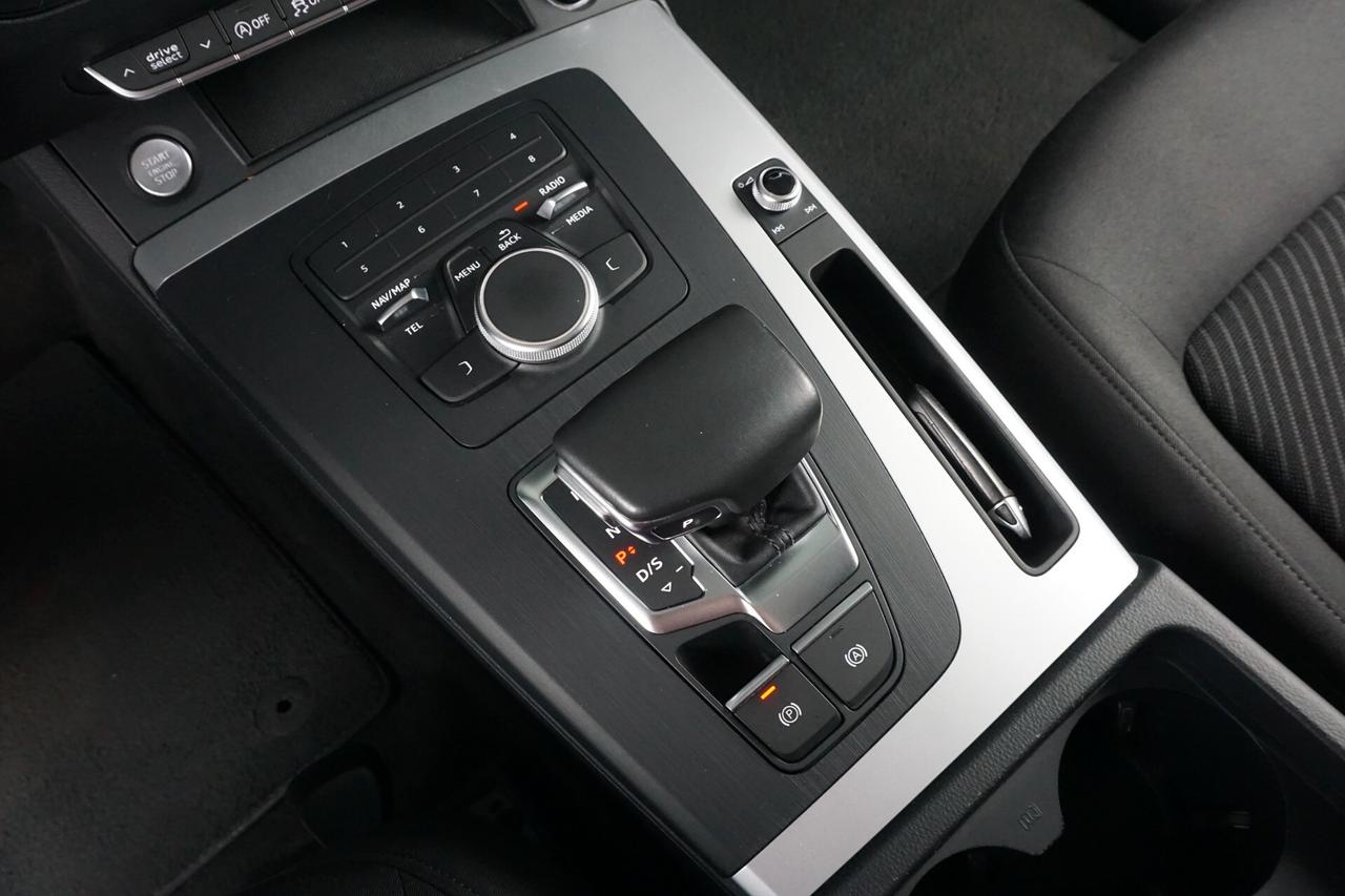 Audi Q5 2.0 TDI quattro S tronic Business