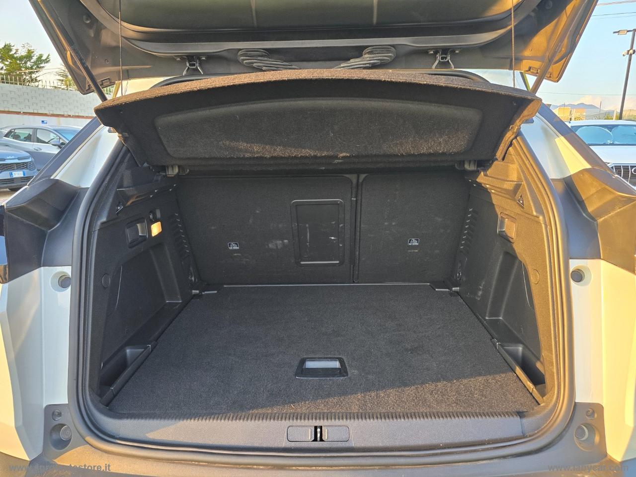 PEUGEOT 3008 BlueHDi 130 S&S Allure Pack