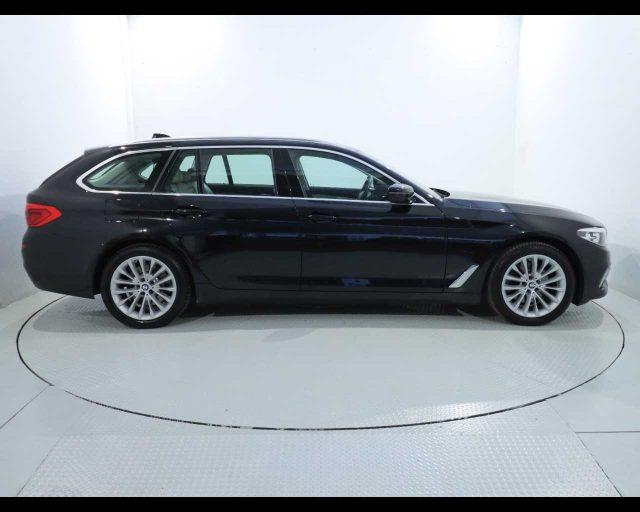 BMW 520 d xDrive Touring Luxury