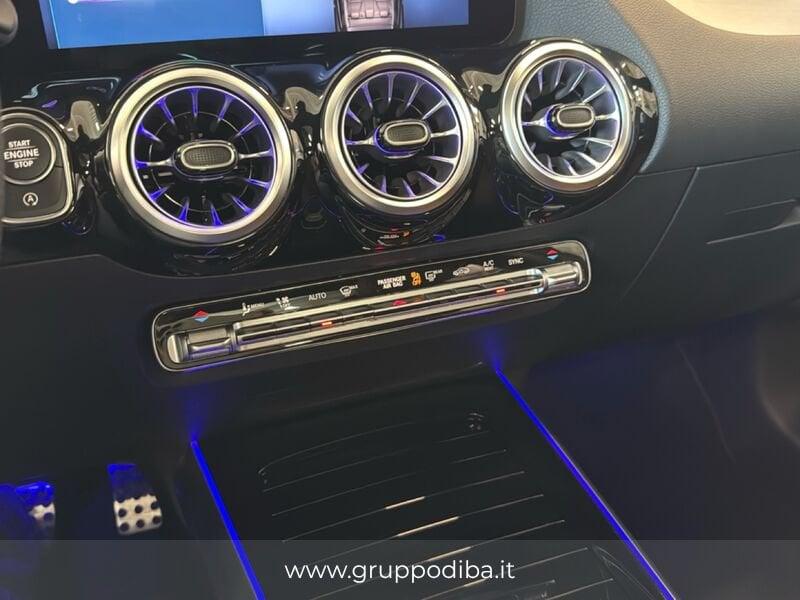 Mercedes-Benz GLA GLA-H247 2023 200 d AMG Line Advanced Plus auto