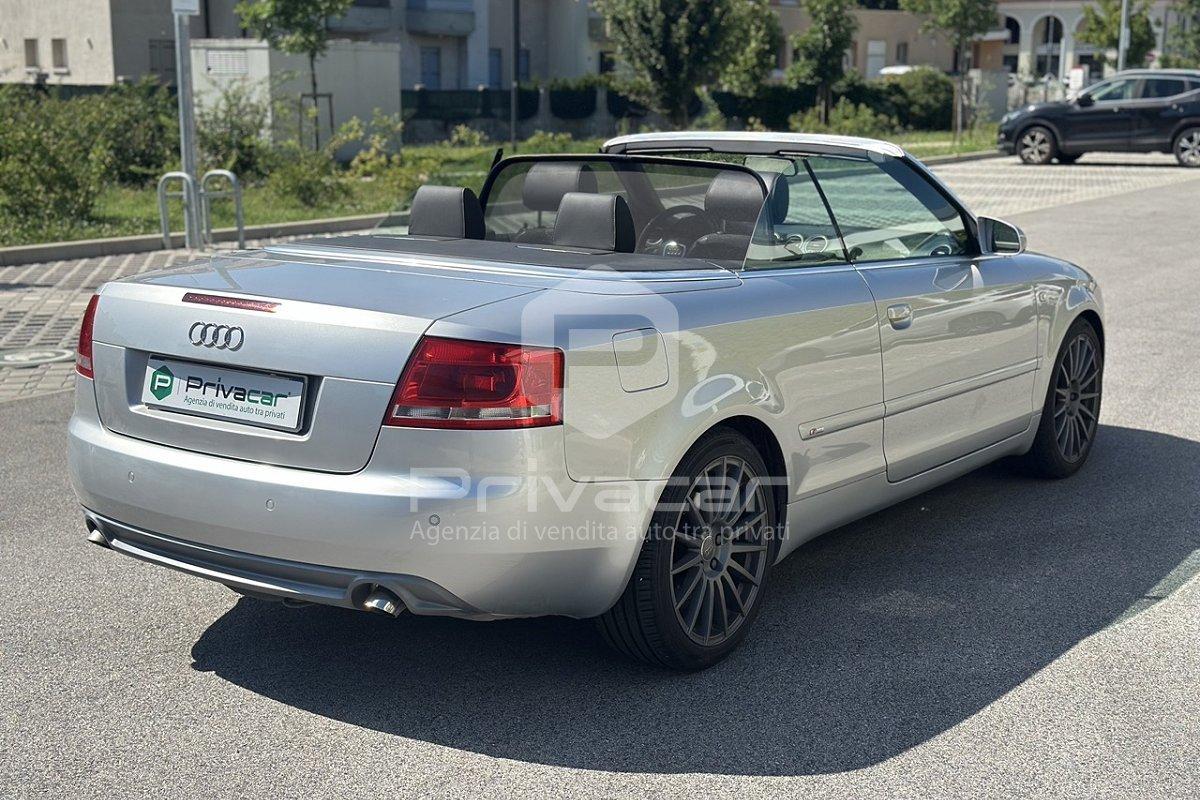 AUDI A4 Cabriolet 2.7 TDI F.AP. mult.Top plus