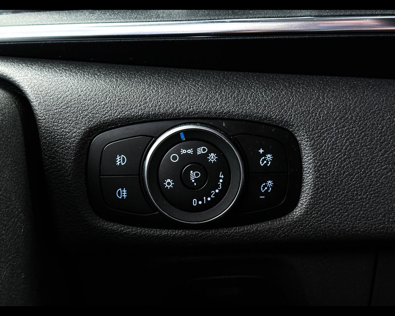 FORD Tourneo Custom - Tourneo Custom 320 2.0 EcoBlue 130CV PC Titanium