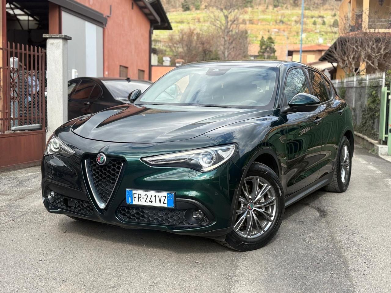 Alfa Romeo Stelvio 2.2 Turbodiesel 180 CV AT8 RWD Executive