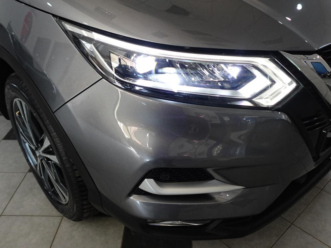 Nissan Qashqai 1.2 DIG-T 115 CV N-CONNECTA