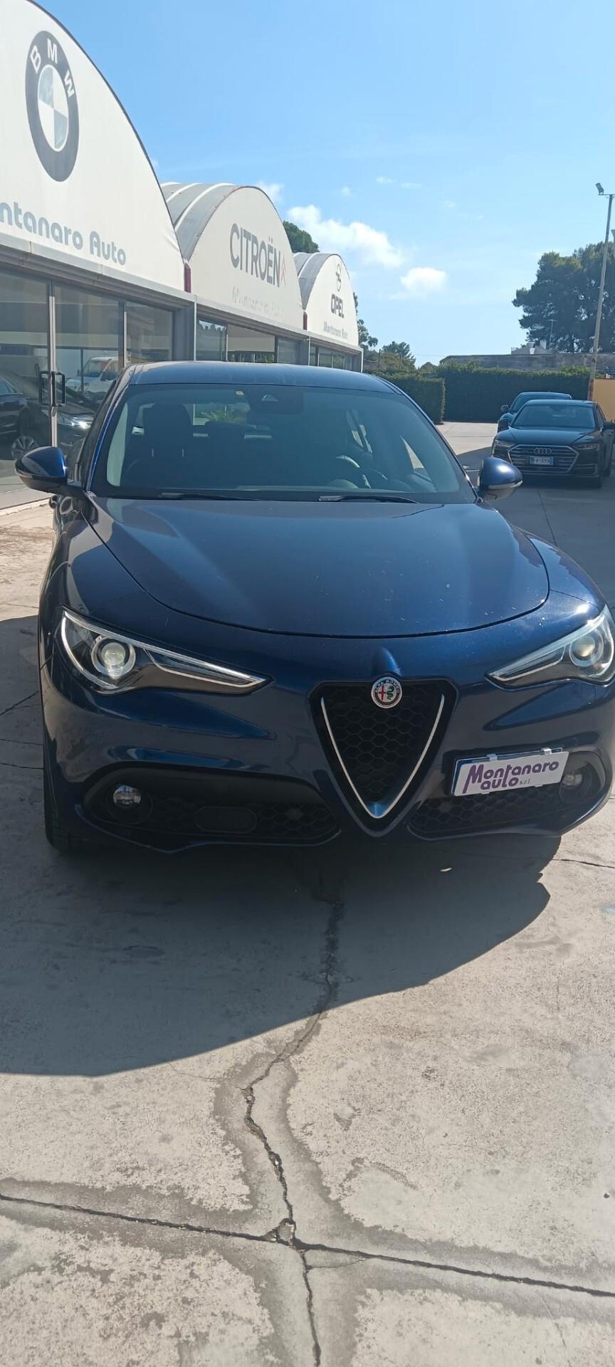 Alfa Romeo Stelvio 2.2 Turbodiesel 180 CV AT8 RWD Business