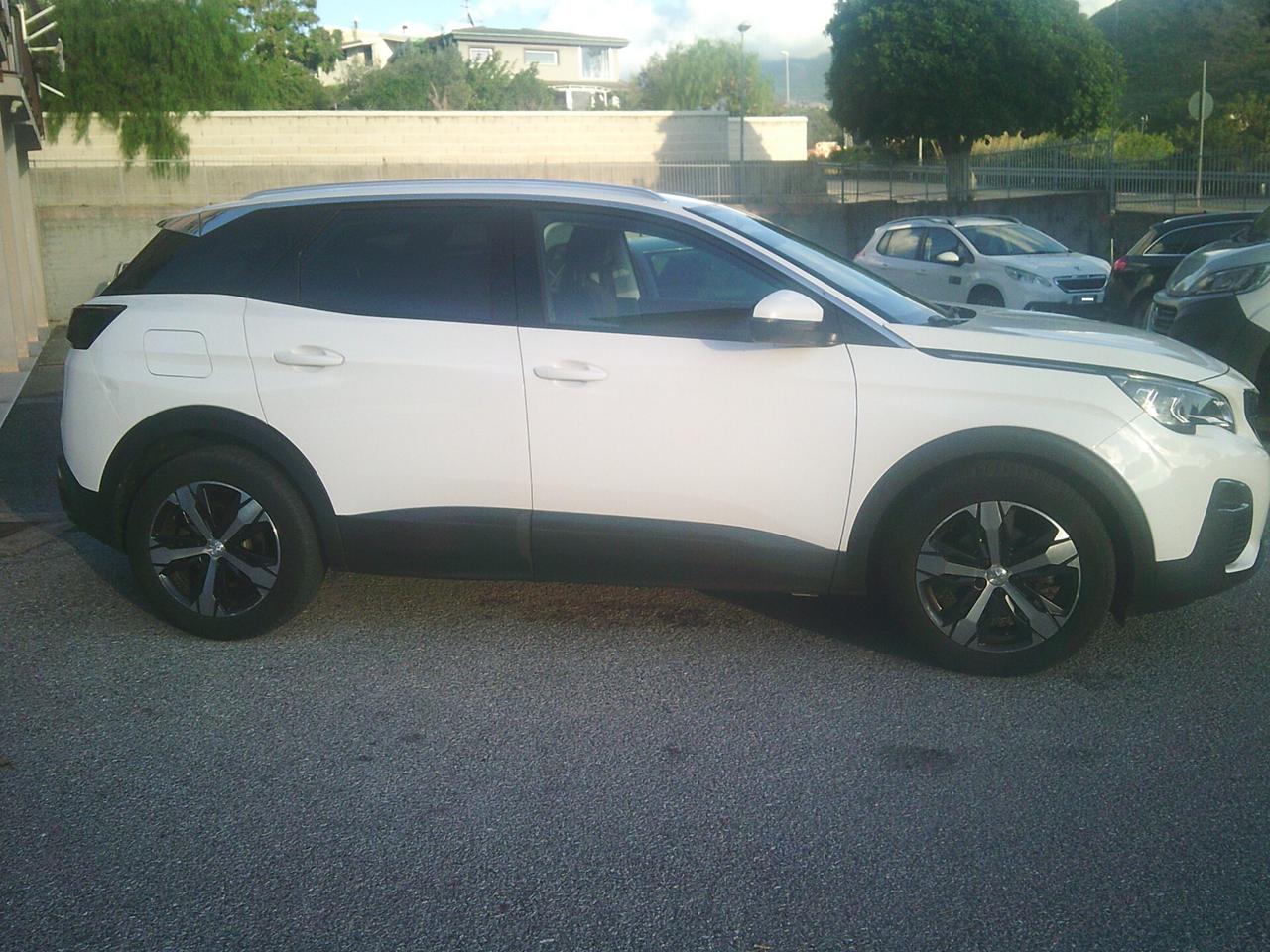 Peugeot 3008 BlueHDi 130 S&S Allure
