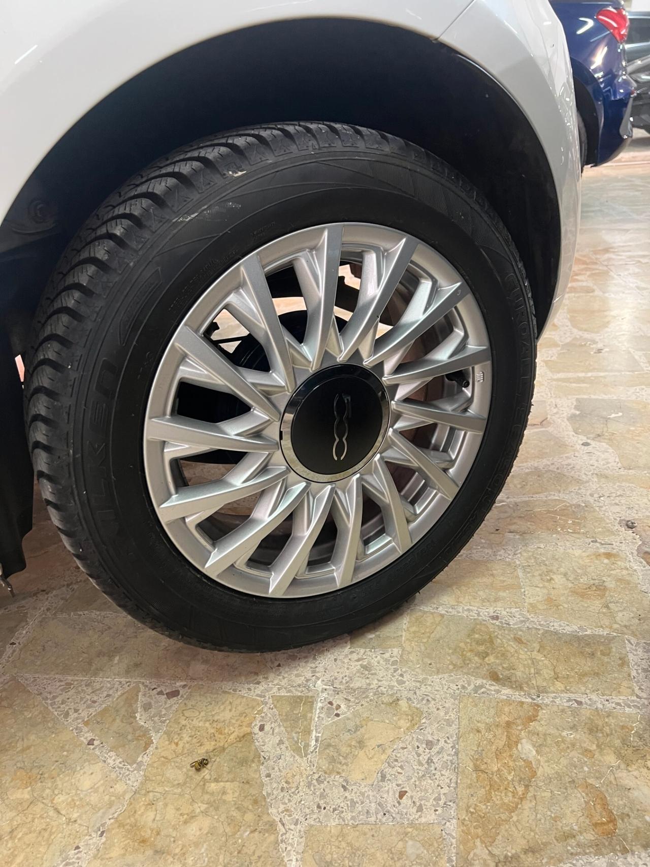 Fiat 500 C 1.0 Hybrid Dolcevita