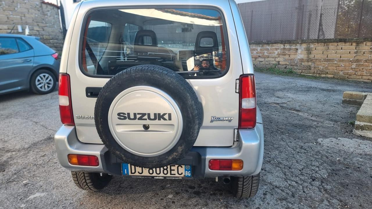 Suzuki Jimny 1.3i 16V cat 4WD JLX