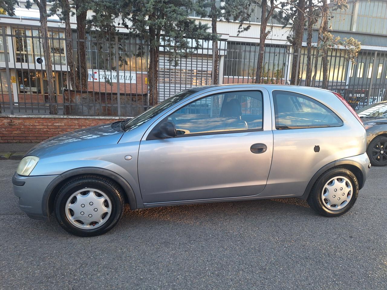 Opel Corsa 1.0i 12V cat 5 porte Club