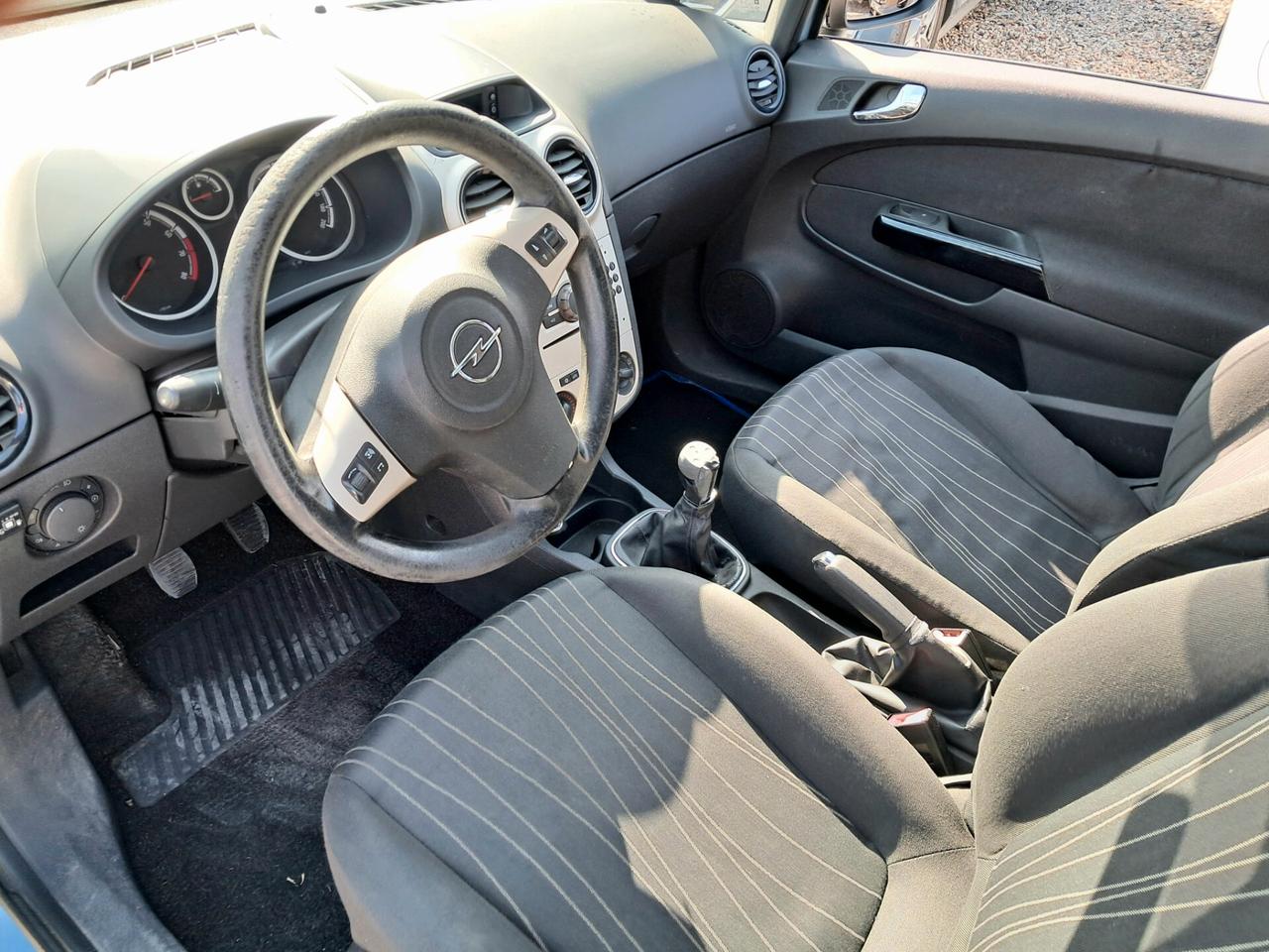 Opel Corsa 1.2 gpl