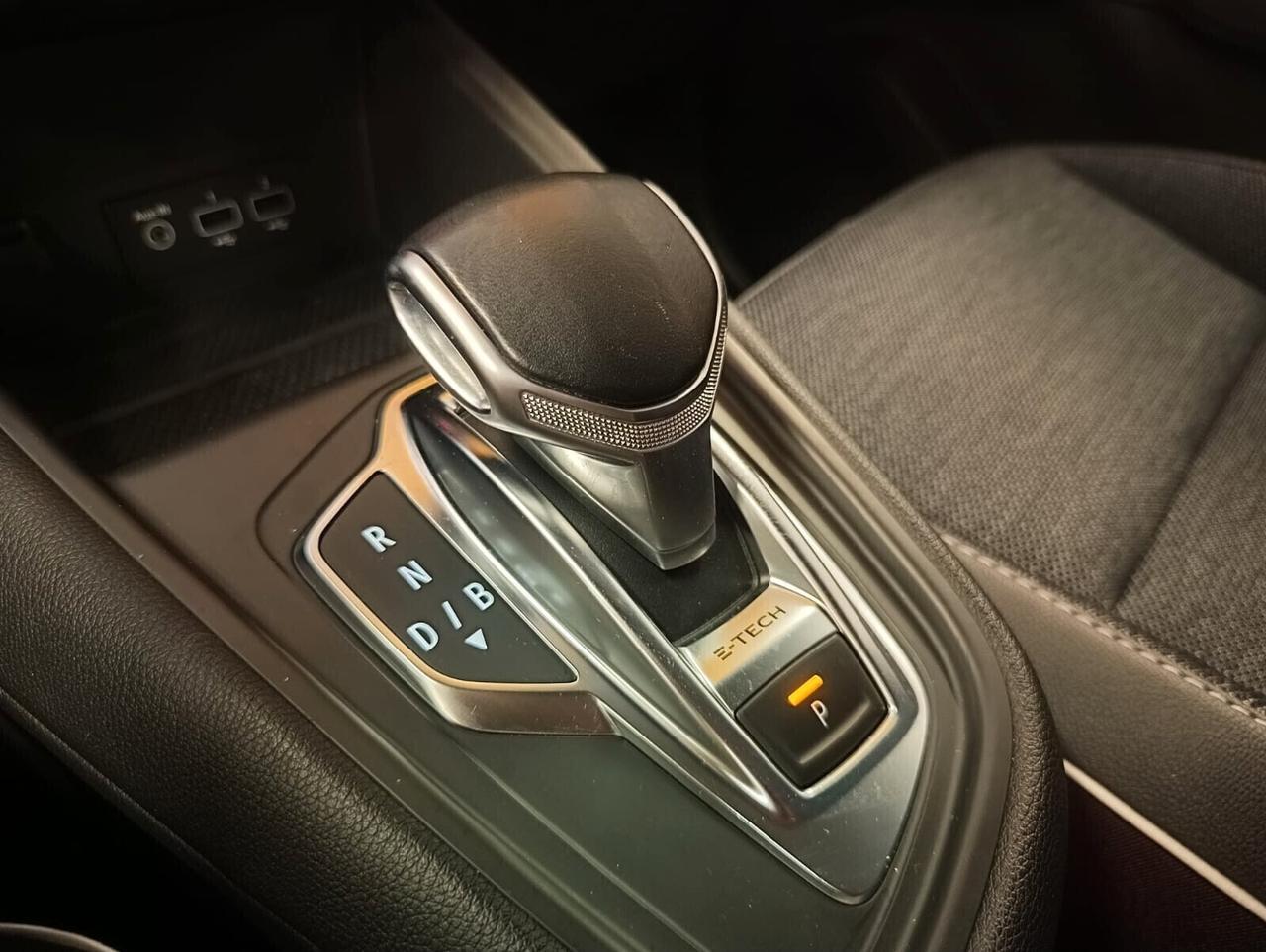 Renault Captur Plug-in Hybrid E-Tech 160 CV Intens