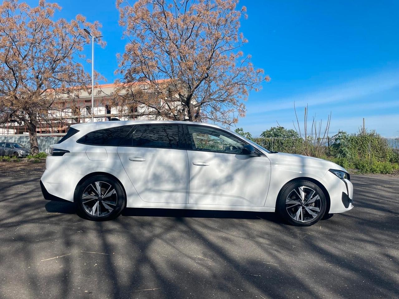 Peugeot 308 BlueHDi 130 S&S SW Allure