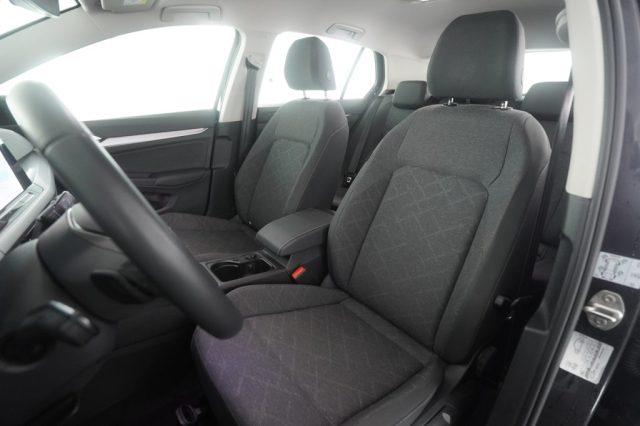 VOLKSWAGEN Golf Golf 1.0 eTSI EVO DSG Life