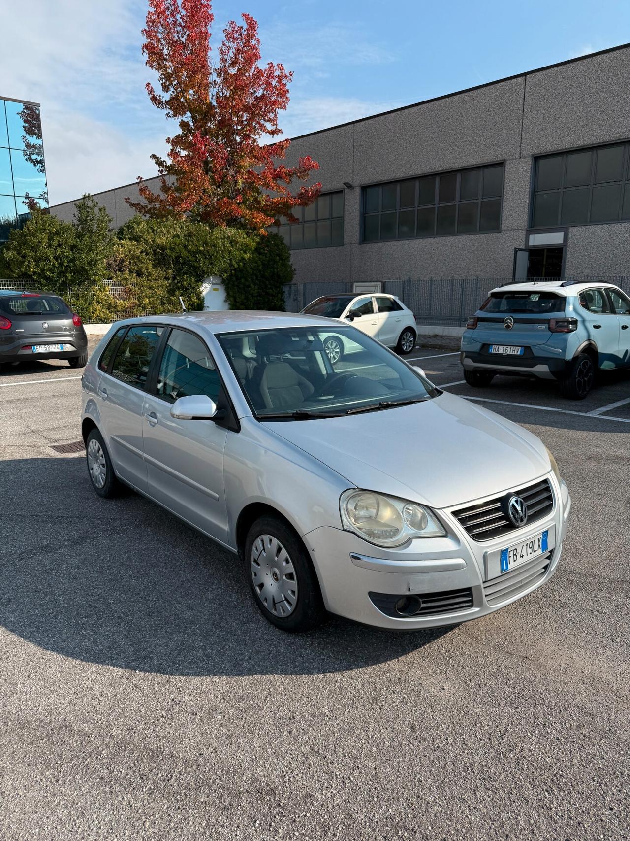 Volkswagen Polo 1.2/60CV 5p. Trendline
