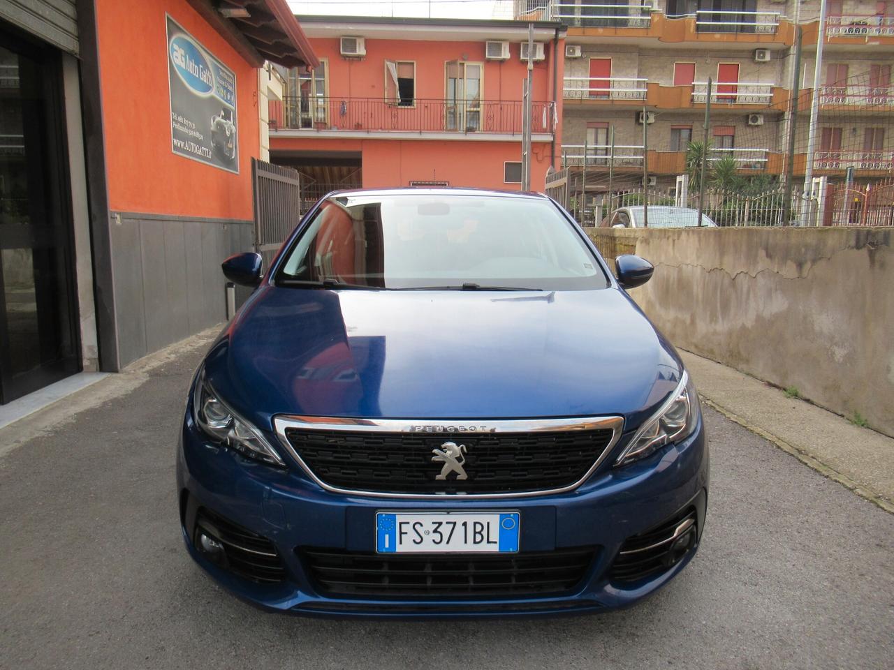 Peugeot 308 BlueHDi 130 S&S Business