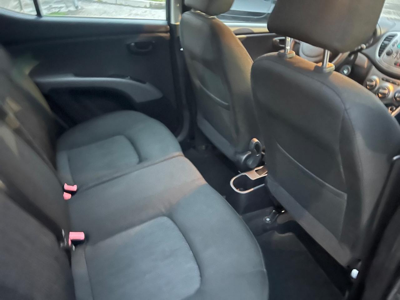 Hyundai i10 1.1 Benz anche per NEOP - Garanzia 12 Mesi