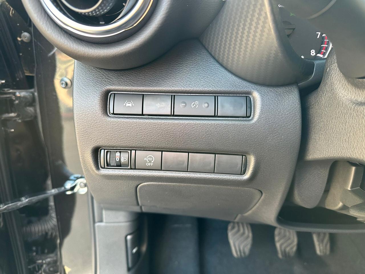 Nissan Juke 1.0 DIG-T 114 CV N-Connecta