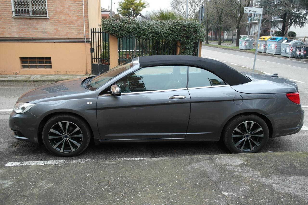Lancia Flavia 2.4 Cabrio
