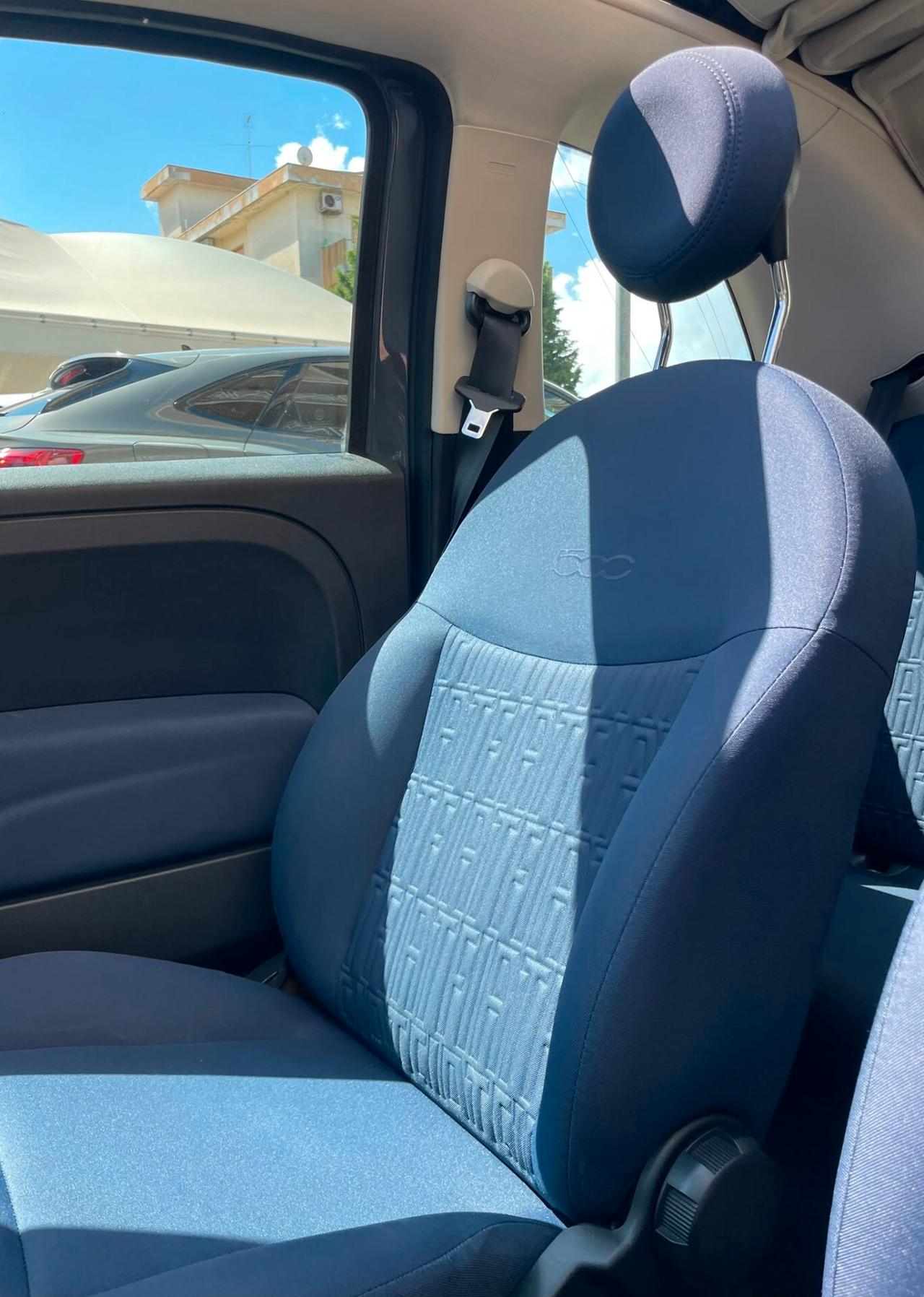 Fiat 500 C 1.0 Hybrid Dolcevita 2022