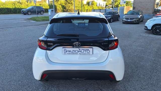 Toyota Yaris Yaris IV 2020 1.5h Active KM 0