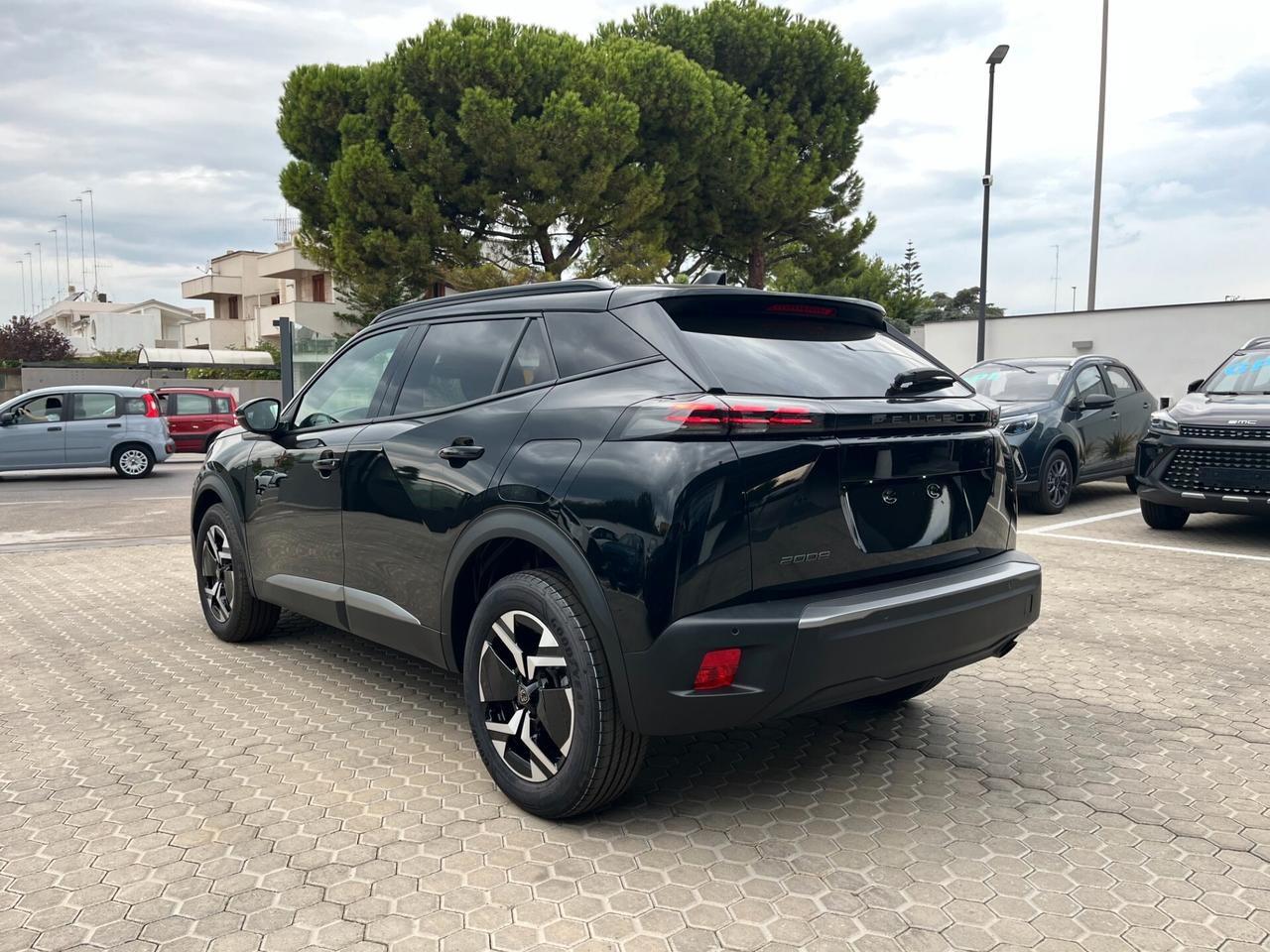 Peugeot 2008 PureTech 100 S&S Allure Km0