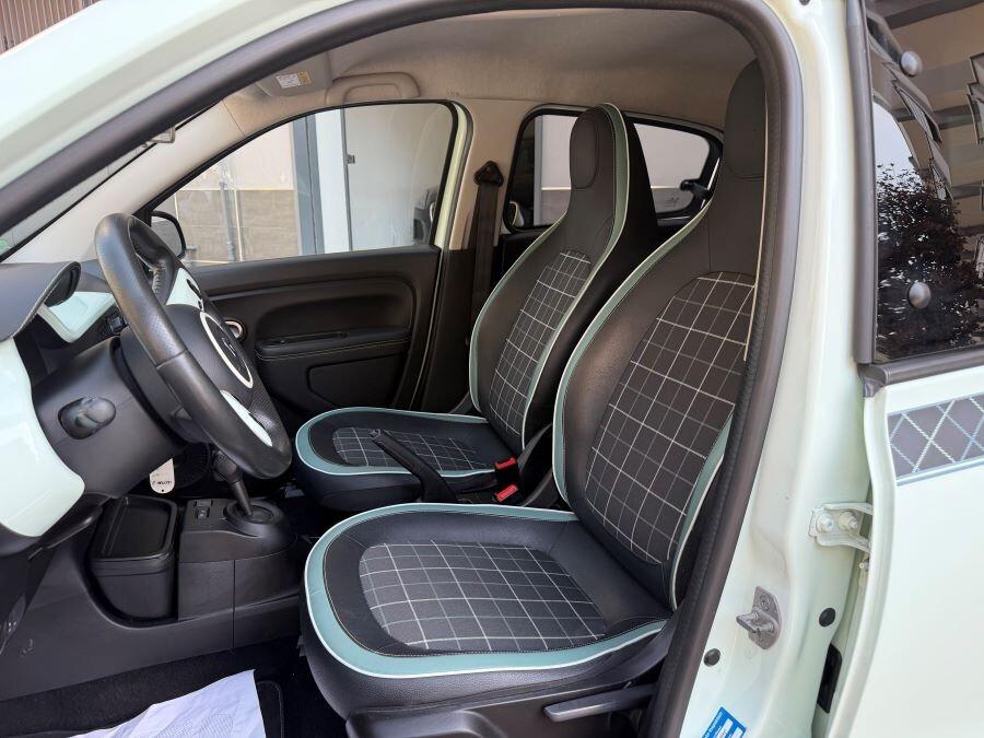RENAULT TWINGO 900 90 AUTOM PARISIENNE CERTIFICATA