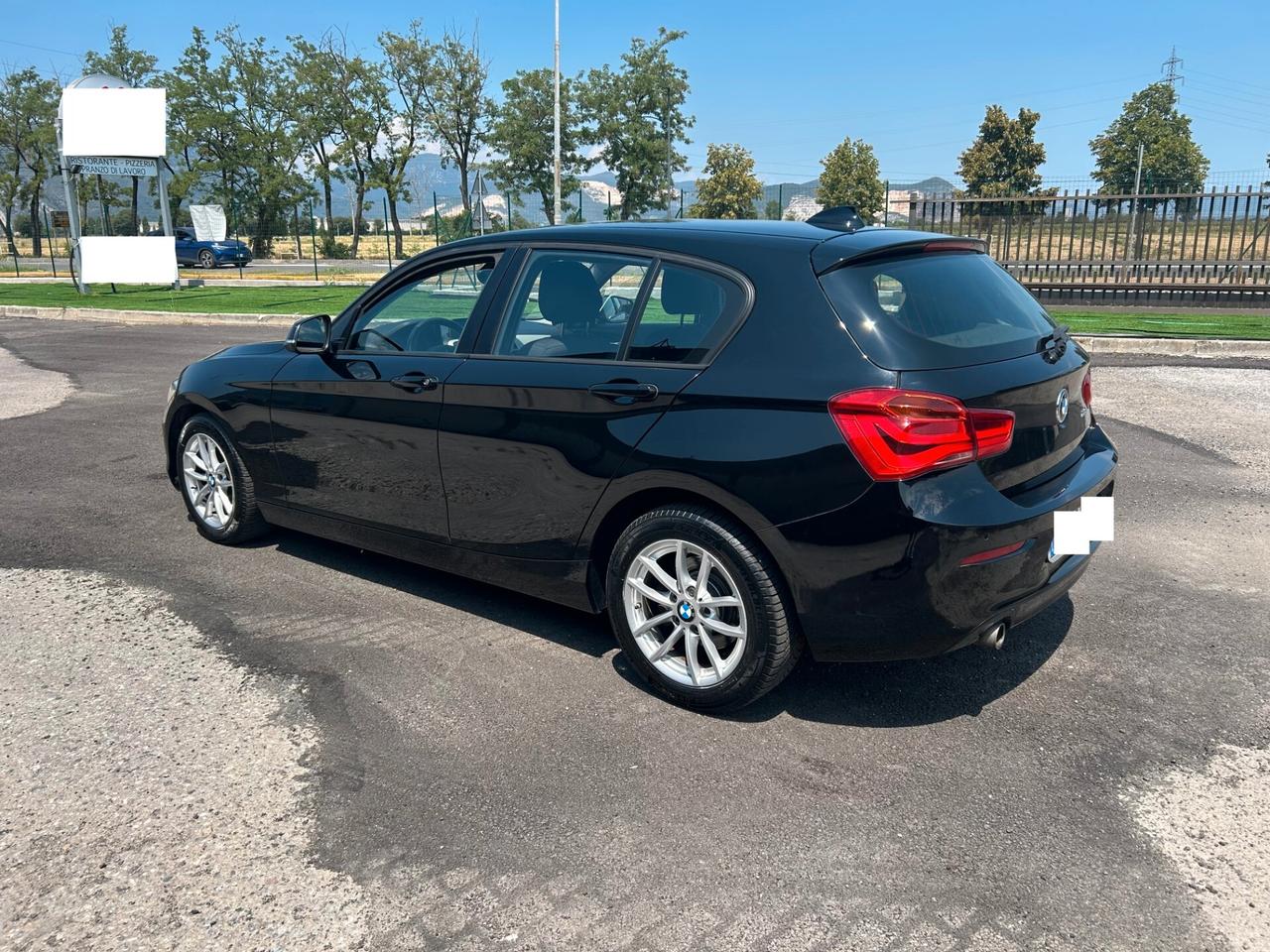 Bmw 118 benzina 5p. km 112.500 ok neopatentati